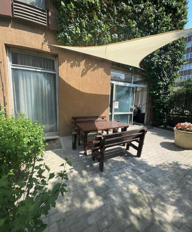 H1 Apartmanok Budapest Extérieur photo