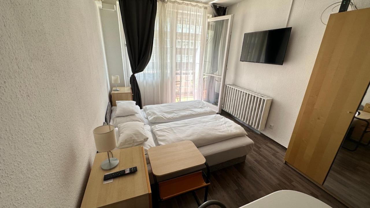 H1 Apartmanok Budapest Extérieur photo